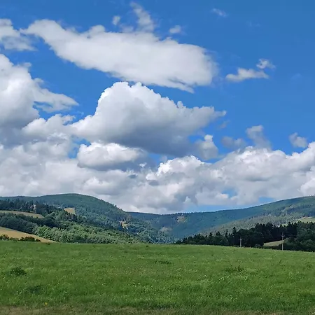 Hill 61 By Interhome בית נופש Cista (Hradec Kralove)